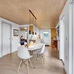 Semesterbostad Stunning In With Kitchen *